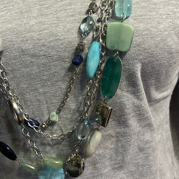 New York and Co. Statement Necklace - Picture 5 of 8